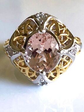 Victoria Wieck Morganite and Topaz Ring 🌺